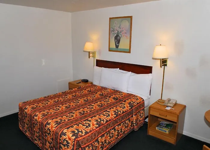 Motel Stone Extended U Of A 2*